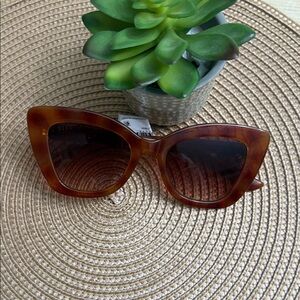 Diff 😎 Eyewear MELODY cat eye